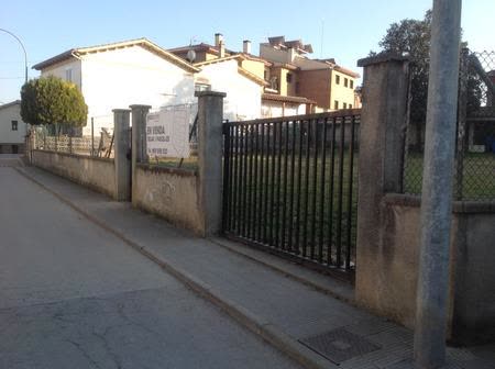 Solar per a fins a 7 cases adossades, Roda de Ter — foto 3