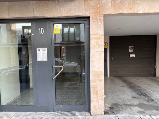 Pis semi-nou al centre de Vic, Vic — foto 5